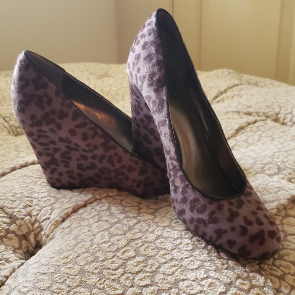 Ann Taylor Loft animal print wedges